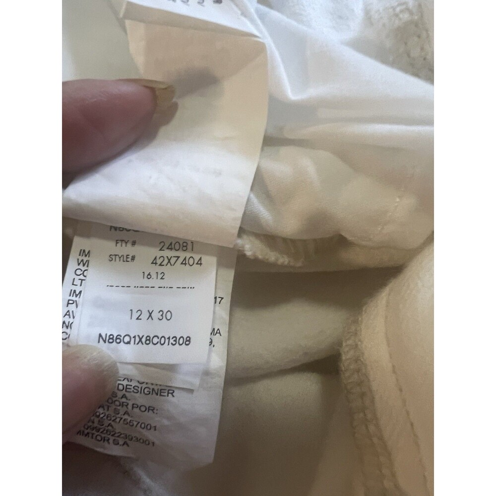 New Calvin Klein White Denim Jeans Women's Sz  12 Straight Leg Slim Quiet Luxury - Picture 6 of 7